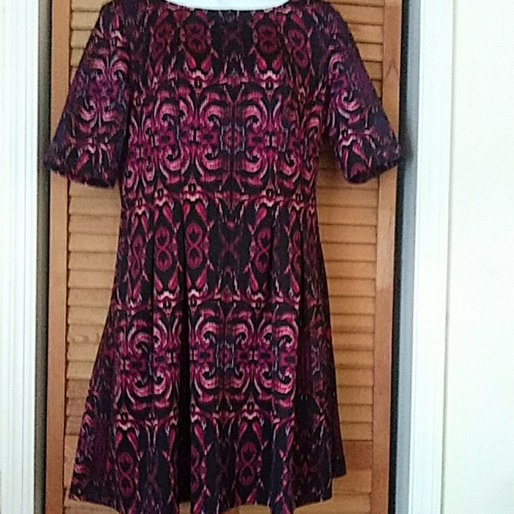 Gabby Skye ladies dress